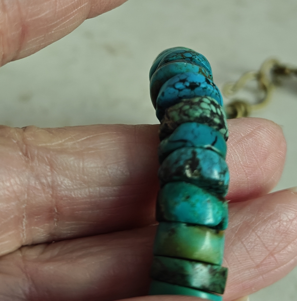 Vintage Turquoise Heishi Beaded Necklace Navajo Style - Picture 8 of 13